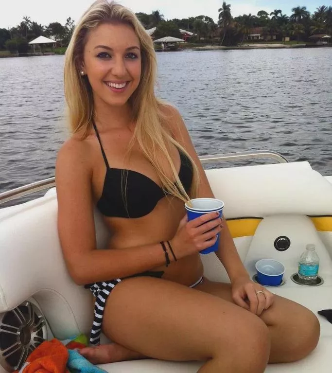 Just chillin' on the lake