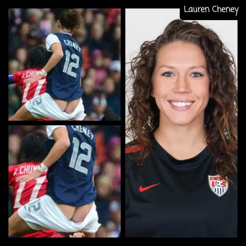 Lauren Cheney pantsed - US Soccer