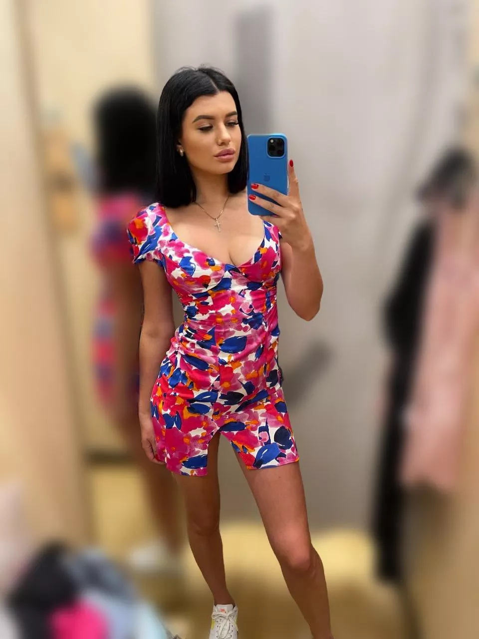 Love these short tight dresses