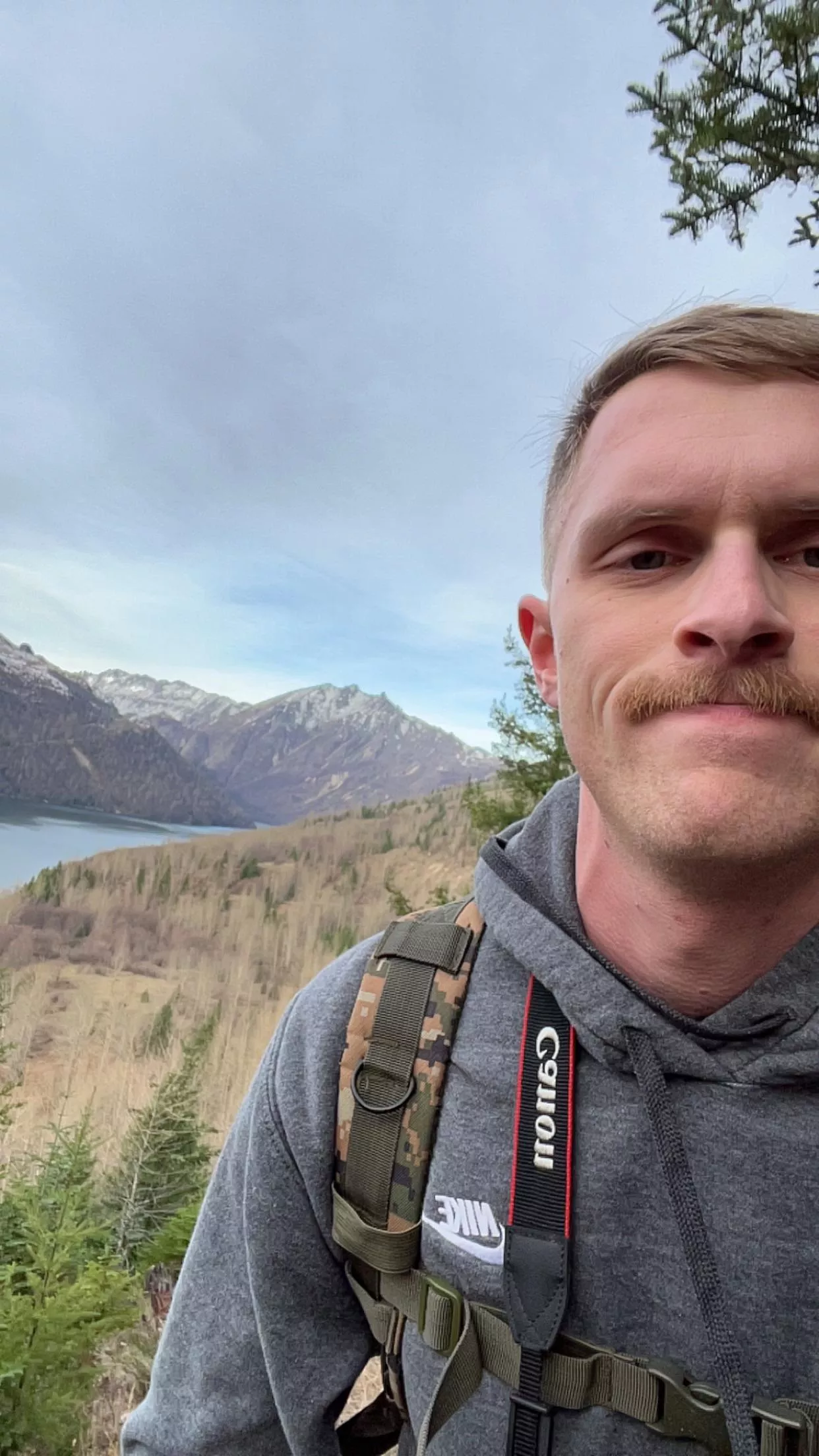 Midwest turned PNW gaybro looking for new friends!