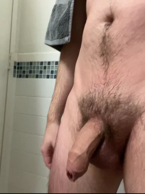 Mind if I air dry after my shower, bro? (30)