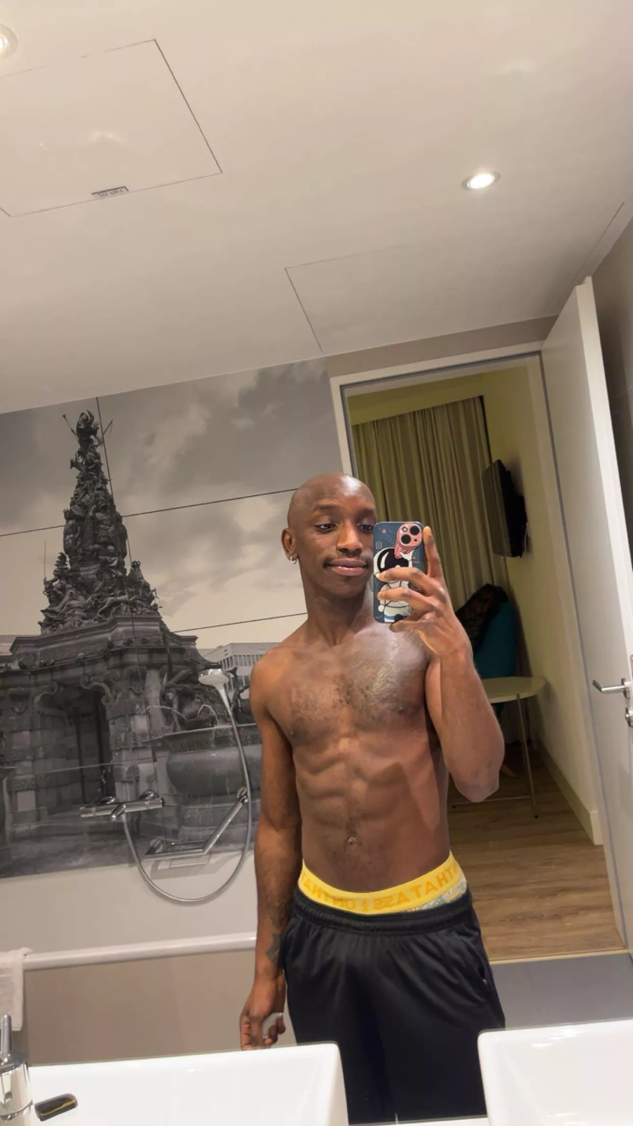 Mirror mirror🪞…