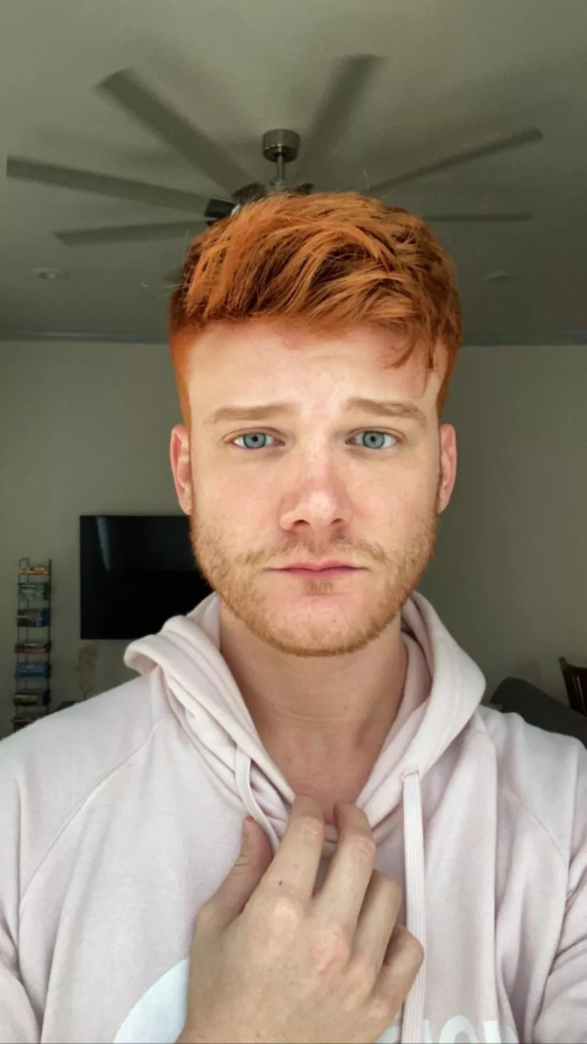 Modern day Wendy. Any of you boys fancy a Baconator with fries? Modern day Wendy. Any of you boys fancy a Baconator with fries?