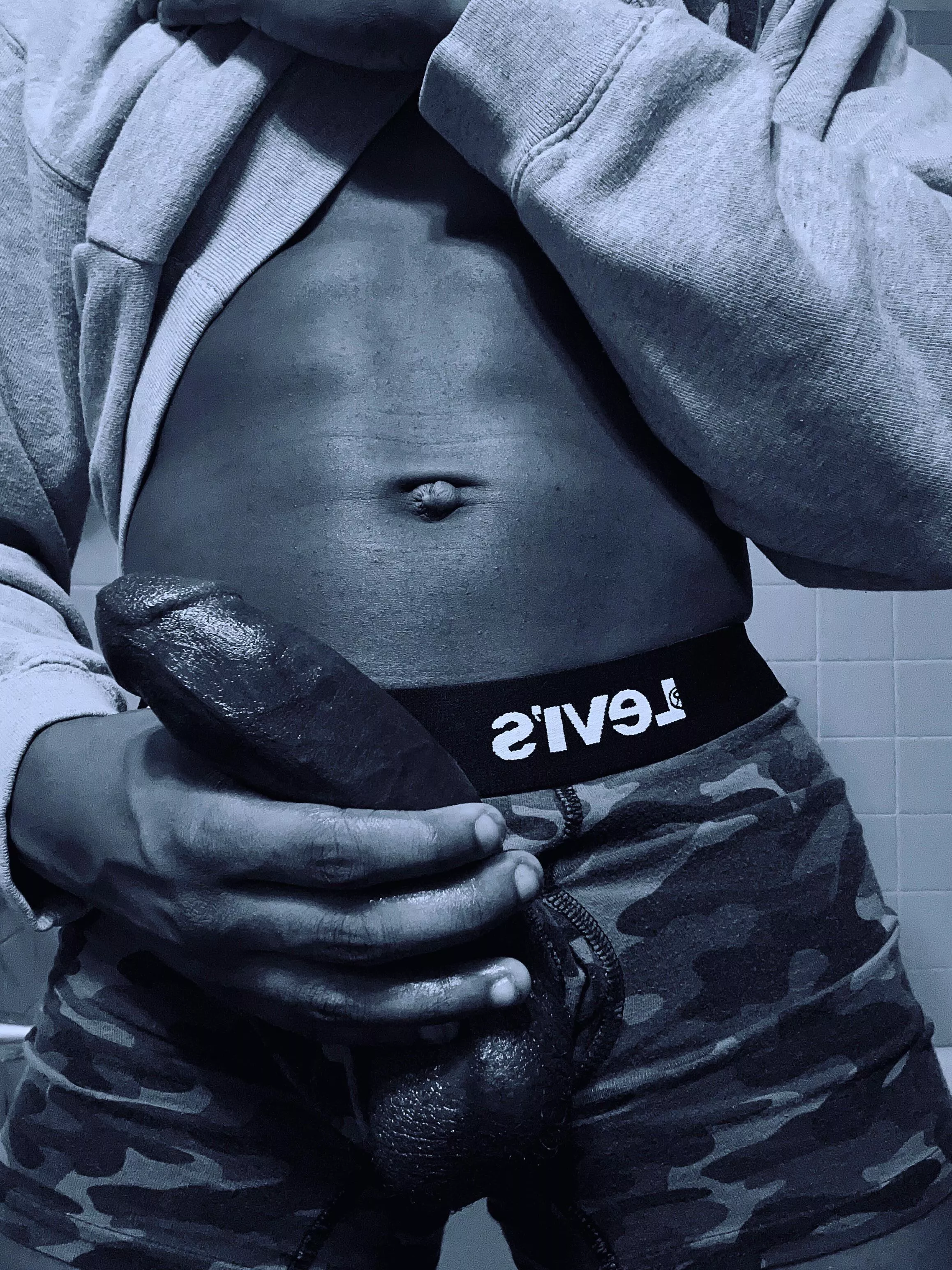 Monday mornings suck, gotta stay on the grind still