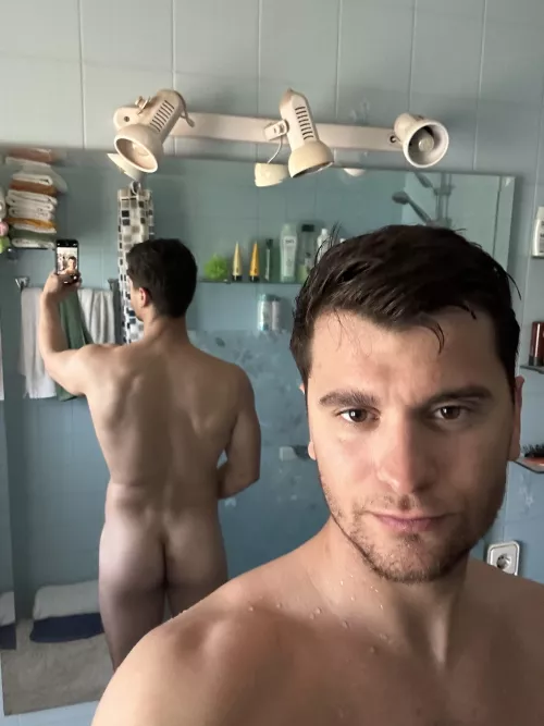 My fresh ass after a hard training