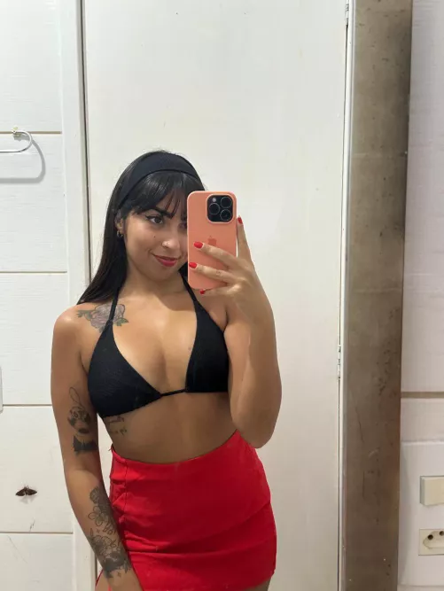 my friend at school said i'm too small and i'm not hot...