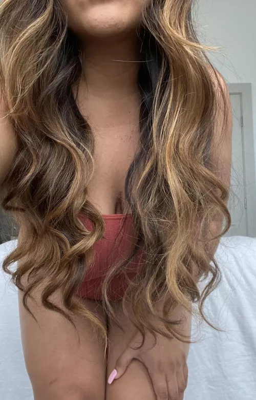 Naughty Latina wants to play 