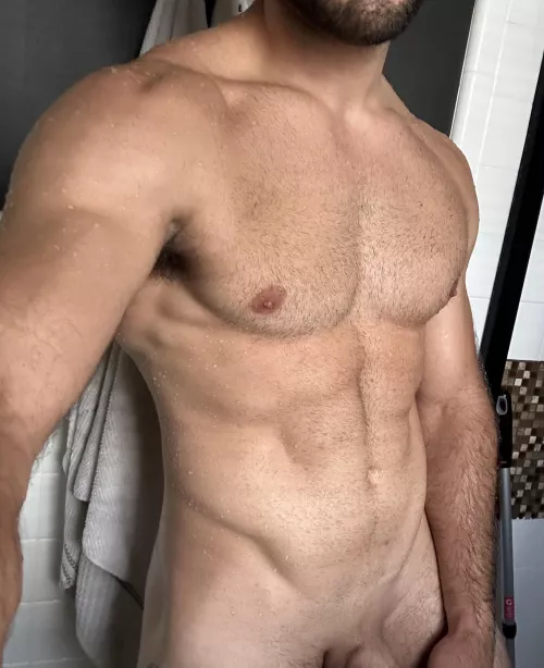 Post gym shower [m]