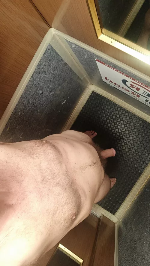 Risky trip in the elevator