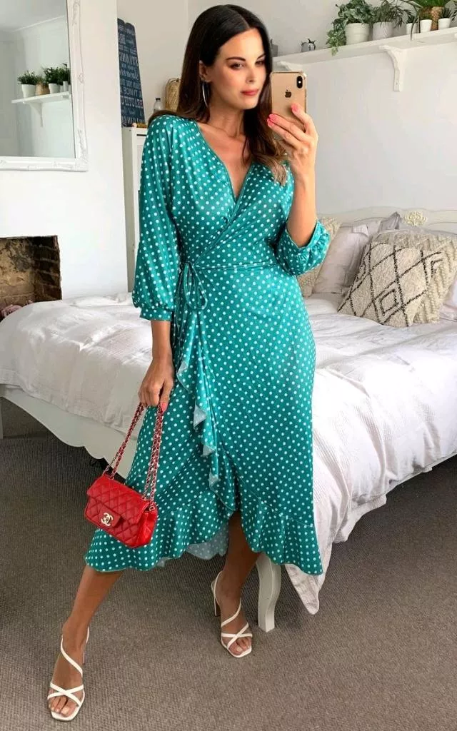Sexy polka dot beauty 