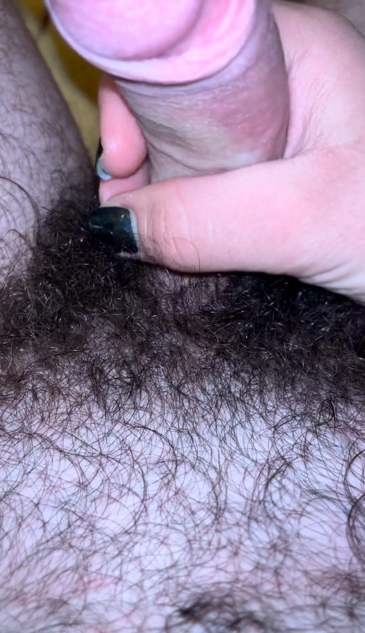 Sniff my bush come on 😈