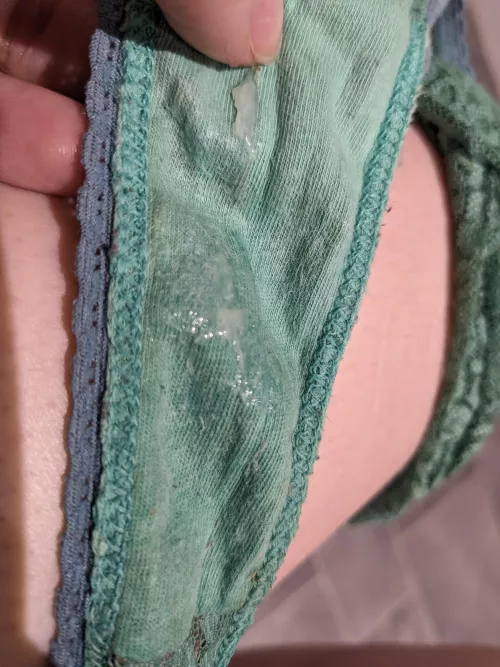 Wet dreams are back 😳