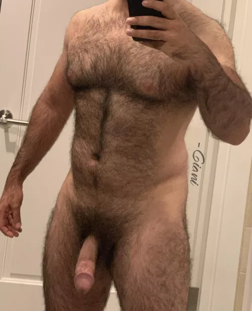 What the average 6’3 230lb hairy daddy next door looks like
