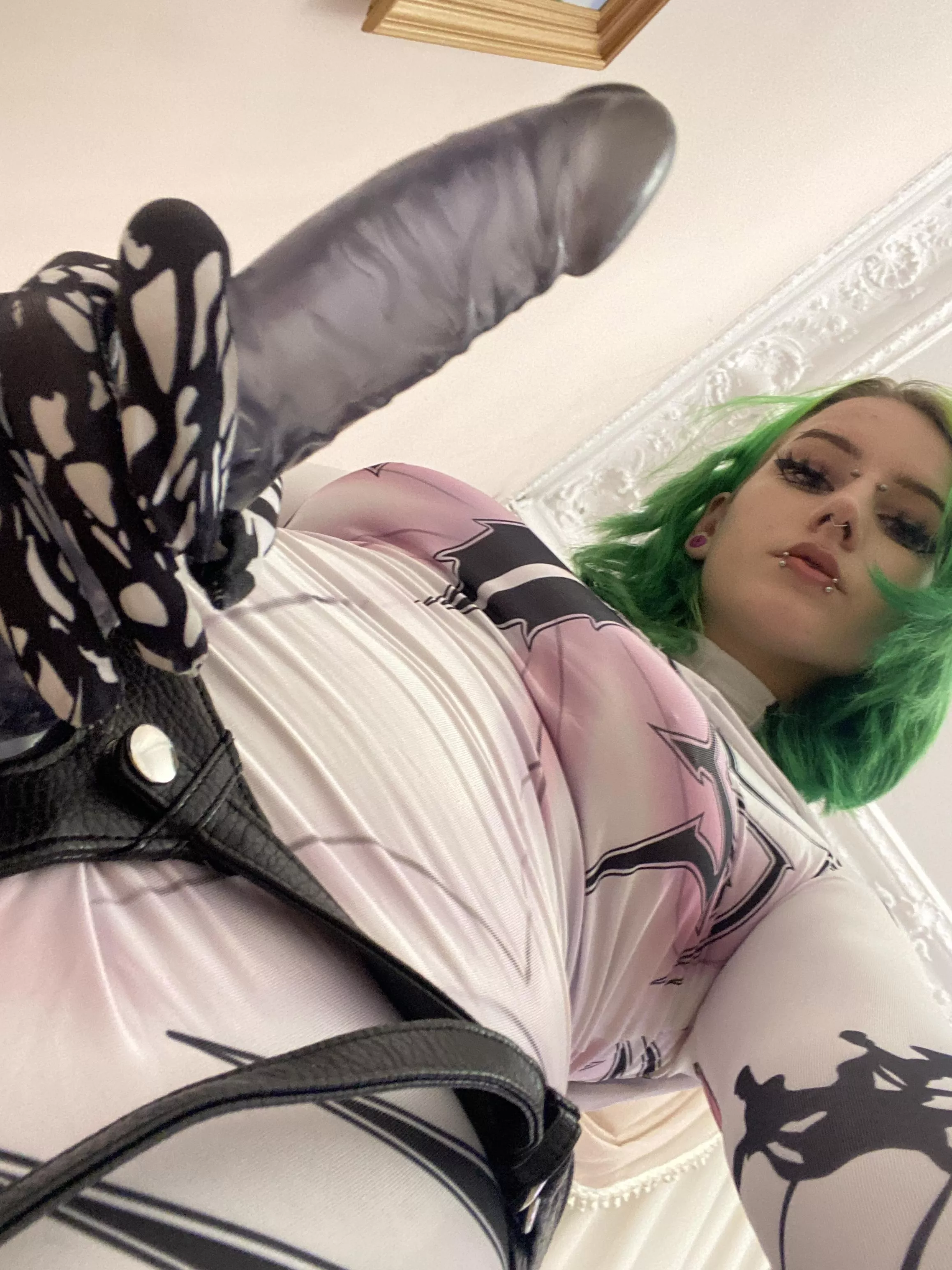 Which hole should i fuck first? Your face or bussy?