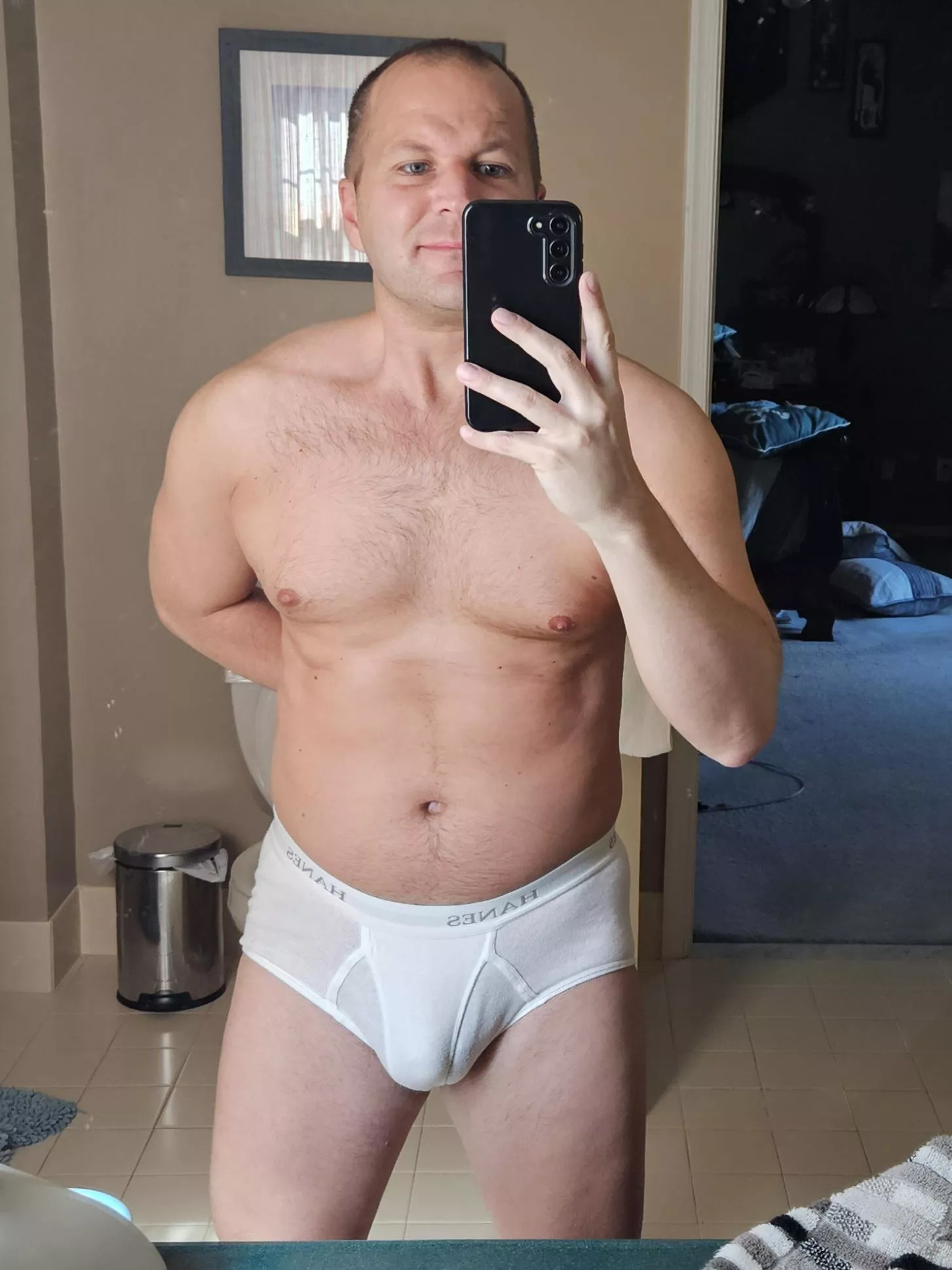 Who grew up with a family that wore white briefs? [38]