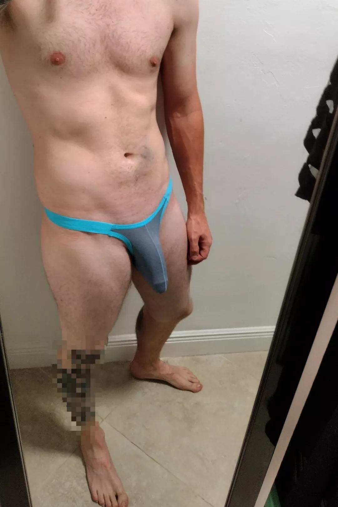 Who likes thongs?