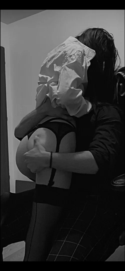 who said romance is dead 🤭