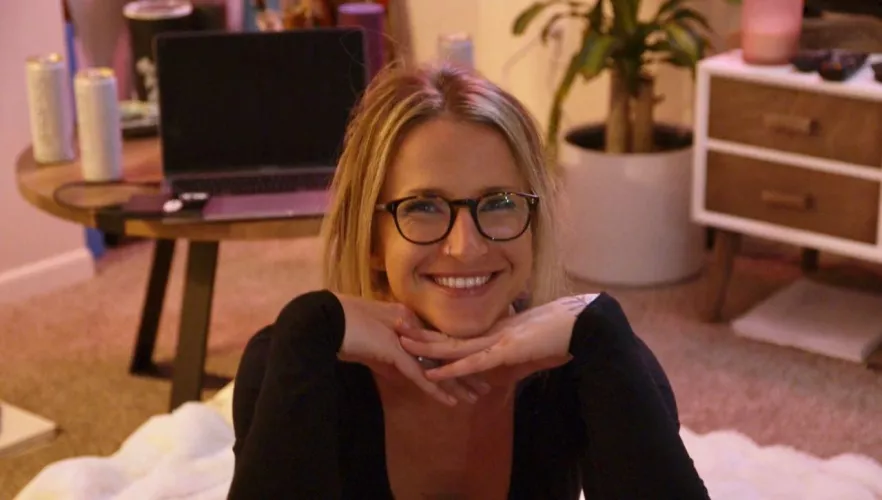 You can call me (f)our eyes