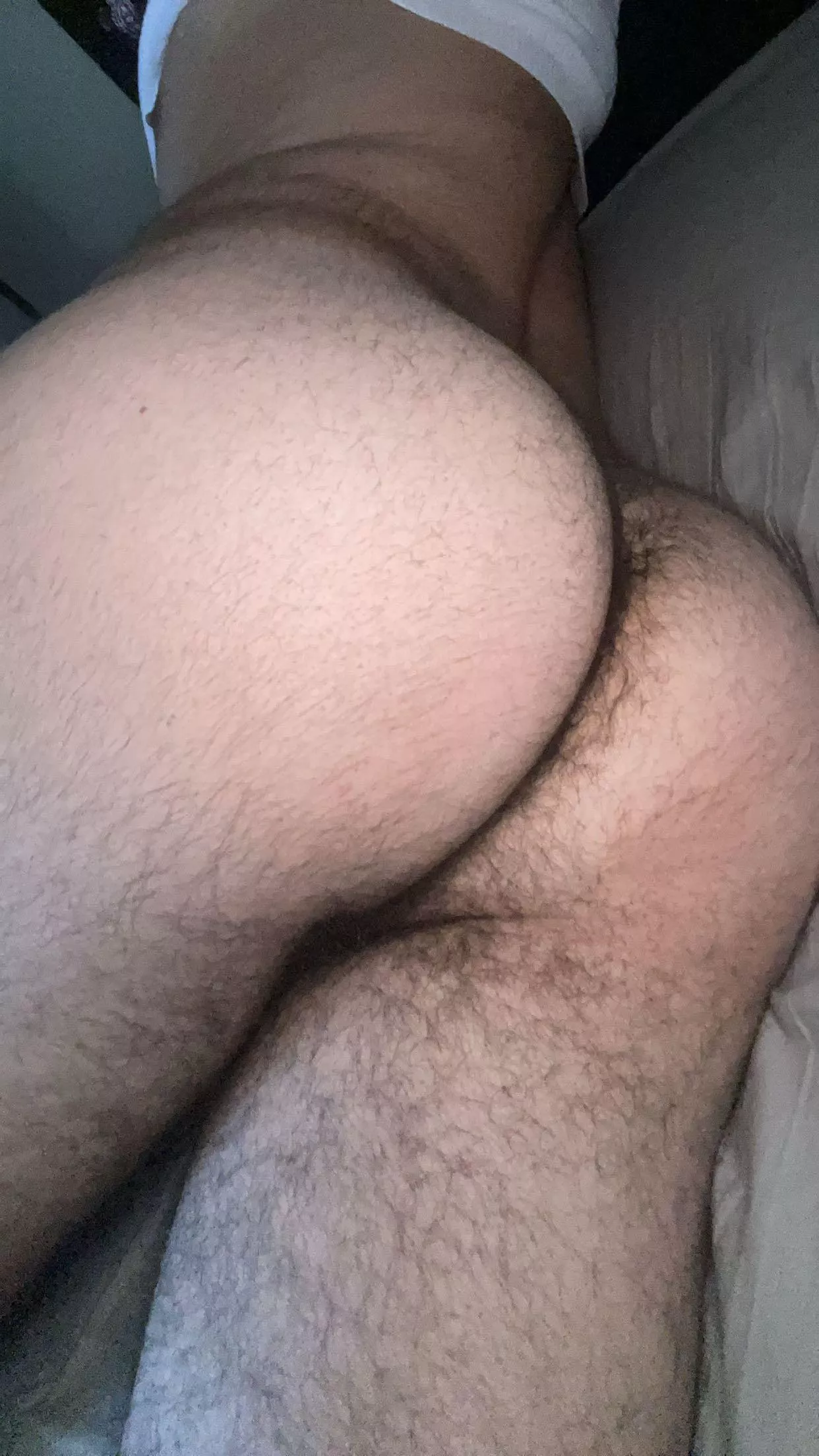 22 m virgin bottom 👀 dm w pic for snap