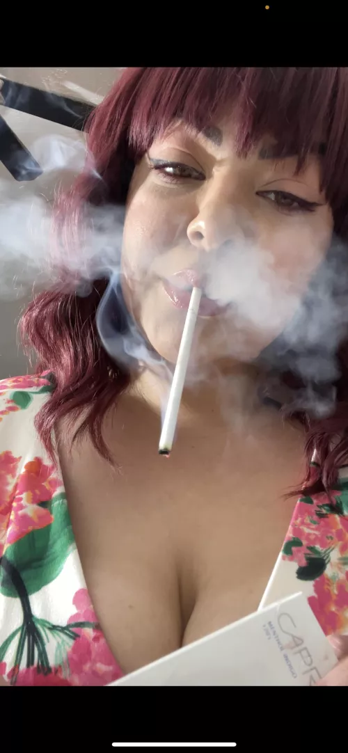 Be a good boy and cum let me sit on your face 👅😈