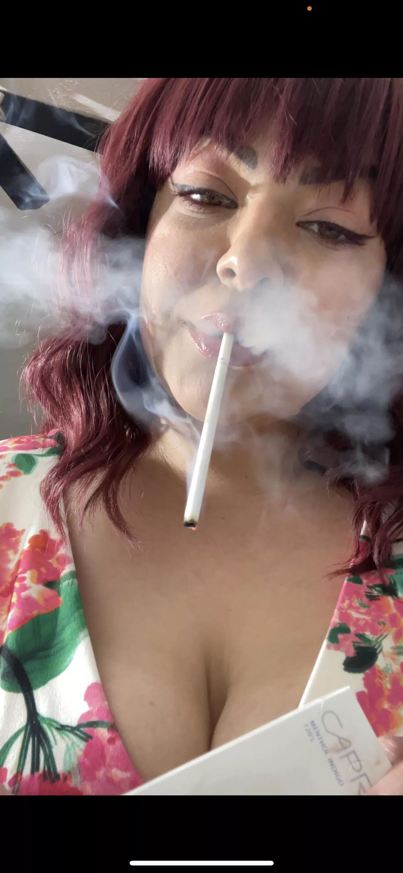 Be a good boy and cum let me sit on your face 👅😈