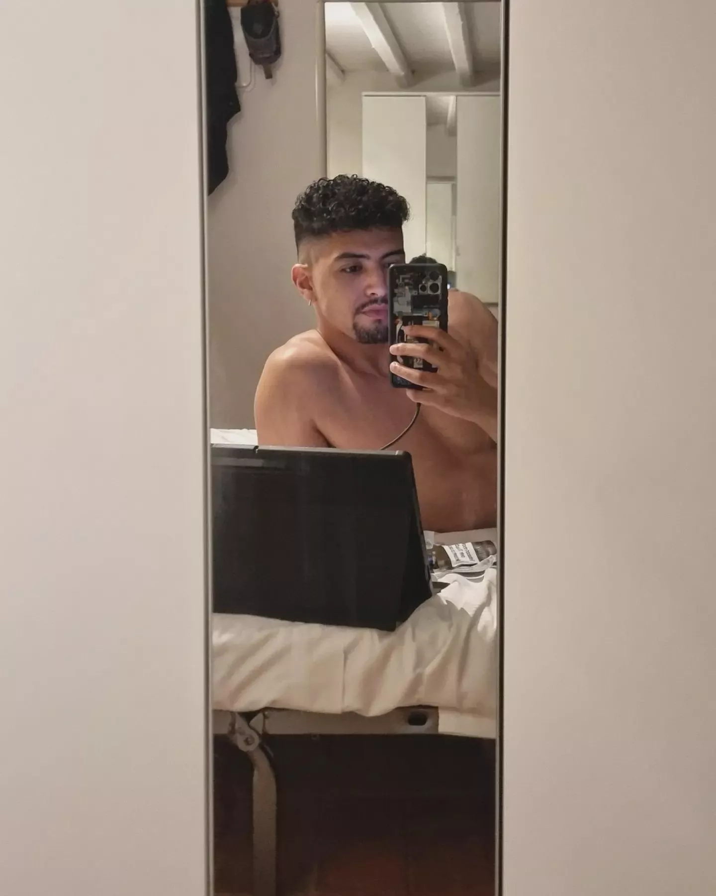 Bored in bed, what's good to watch lately?