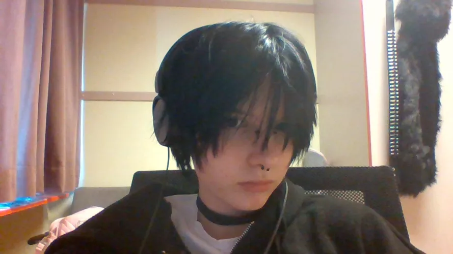 changed a lot since i last posted here turned emo