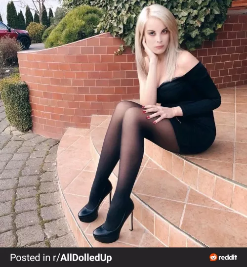 Cute blonde in pantyhose 