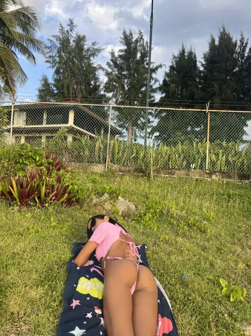 Do you prefer your ladies with or without tan lines?