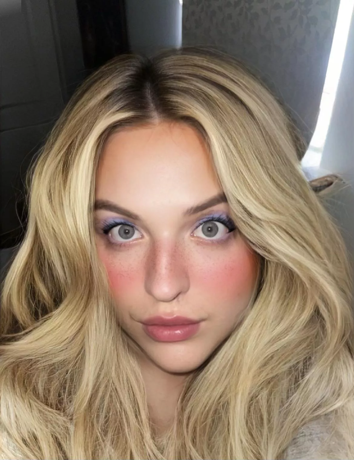 Does this look like a face you’d wanna glaze? 😘