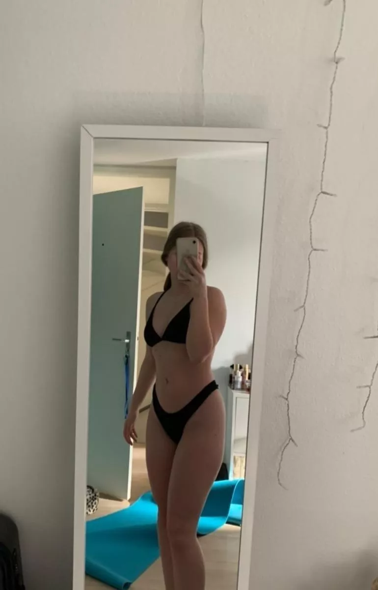 F19 best comments deserve a topless picture. Be original