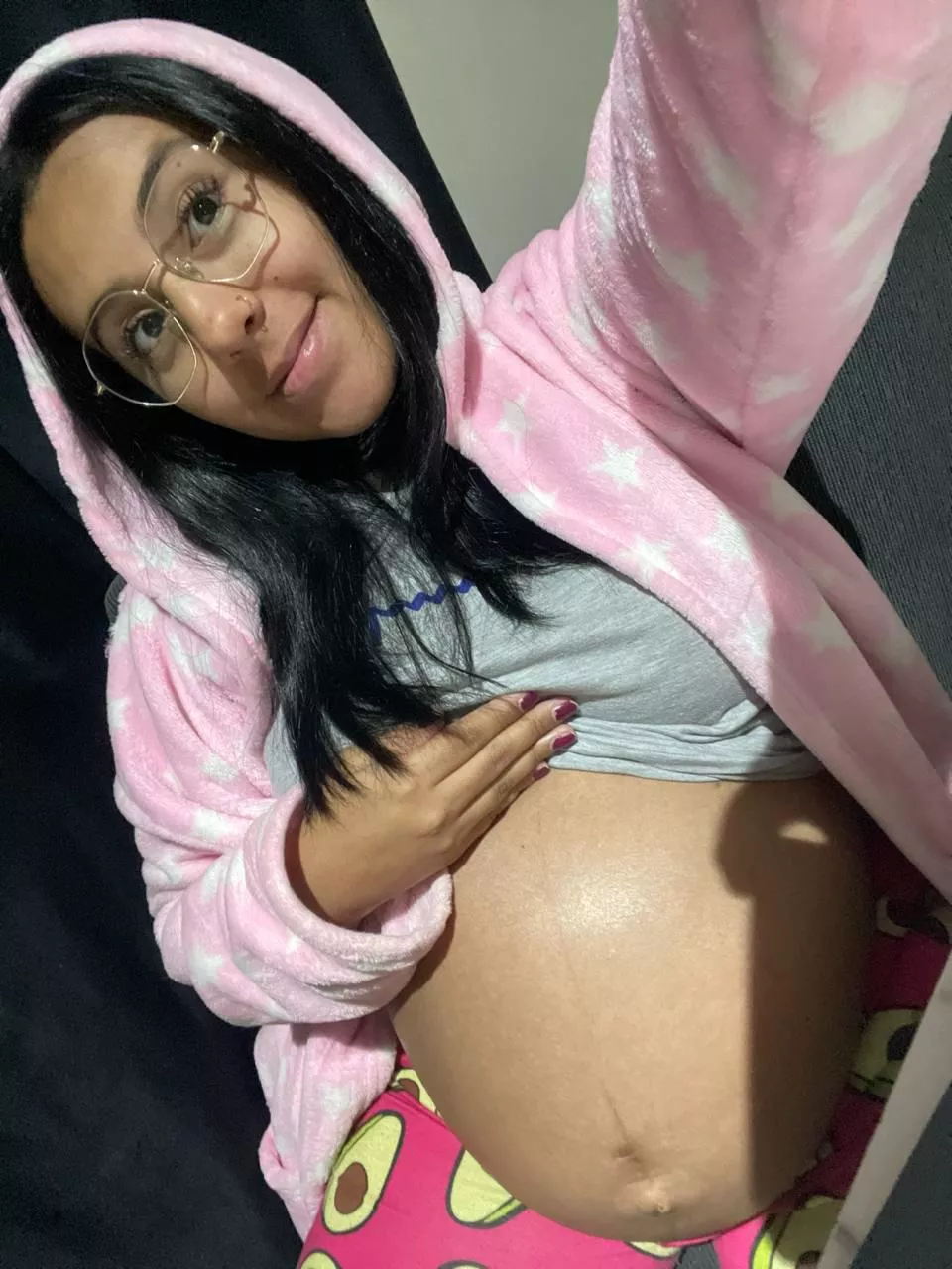 Good night ! This big belly goes to bed