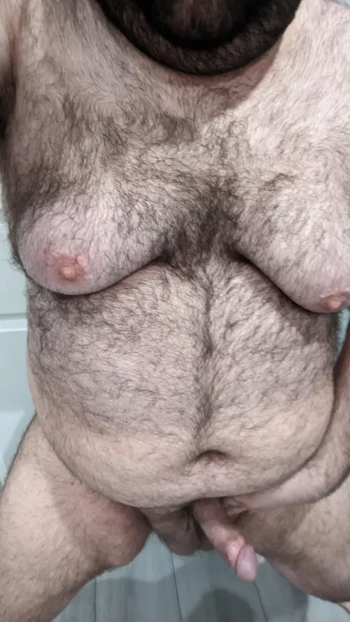 Hairy man too horny for clothes 