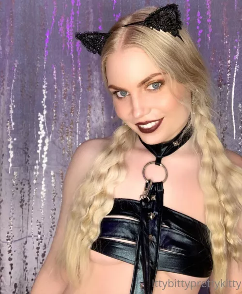 Happily leashed in leather 