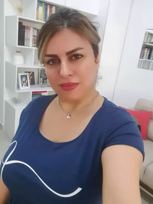 I am new and bored in here