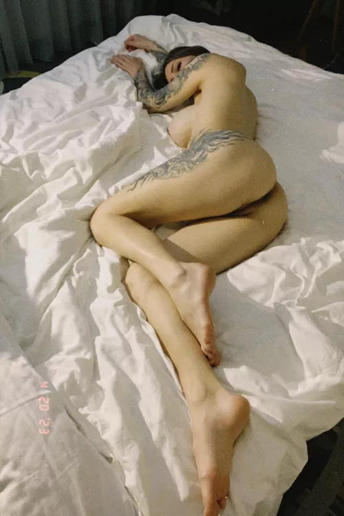 I can imagine posing for an artist