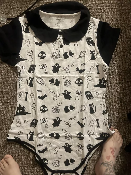 I got my new onesie 🥹