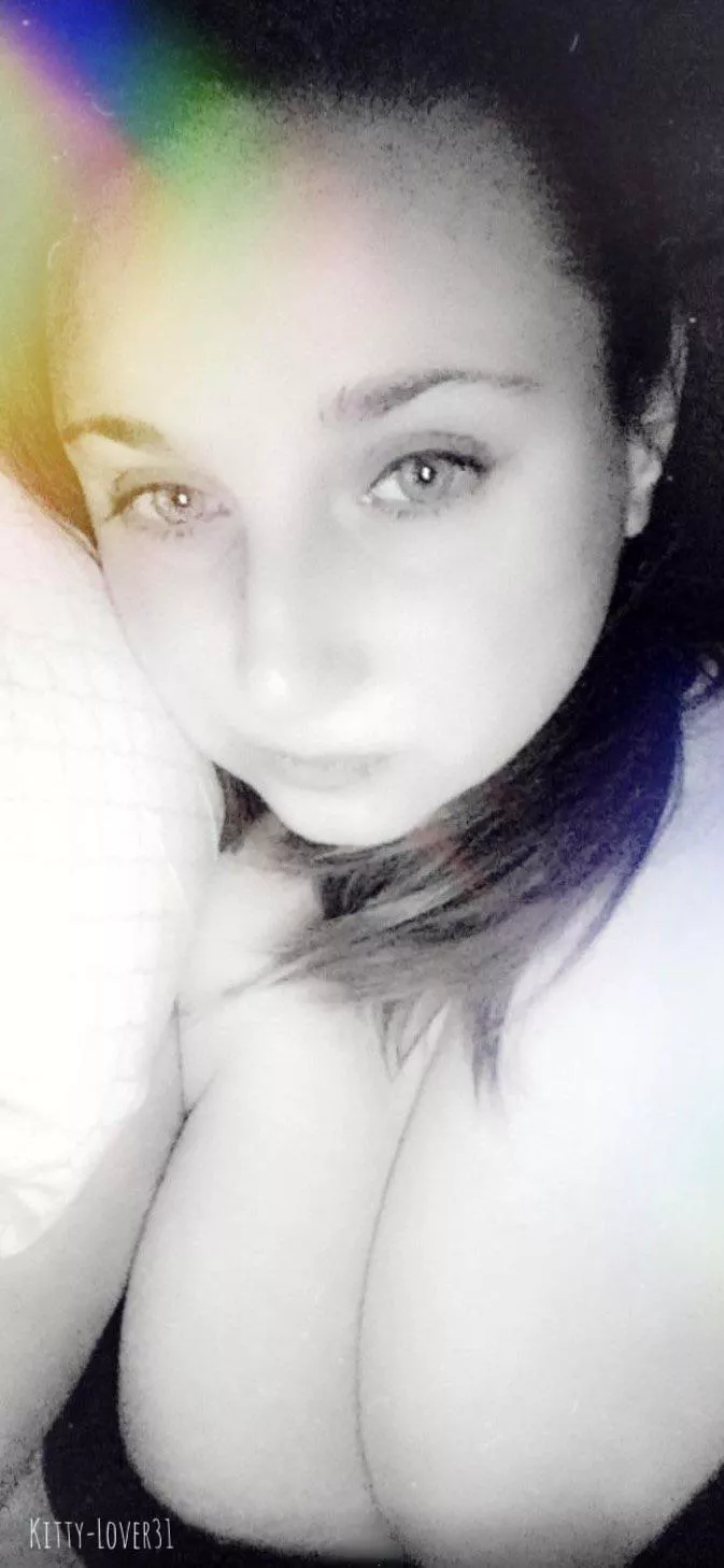 I hope you like big juicy tits for breakfast!