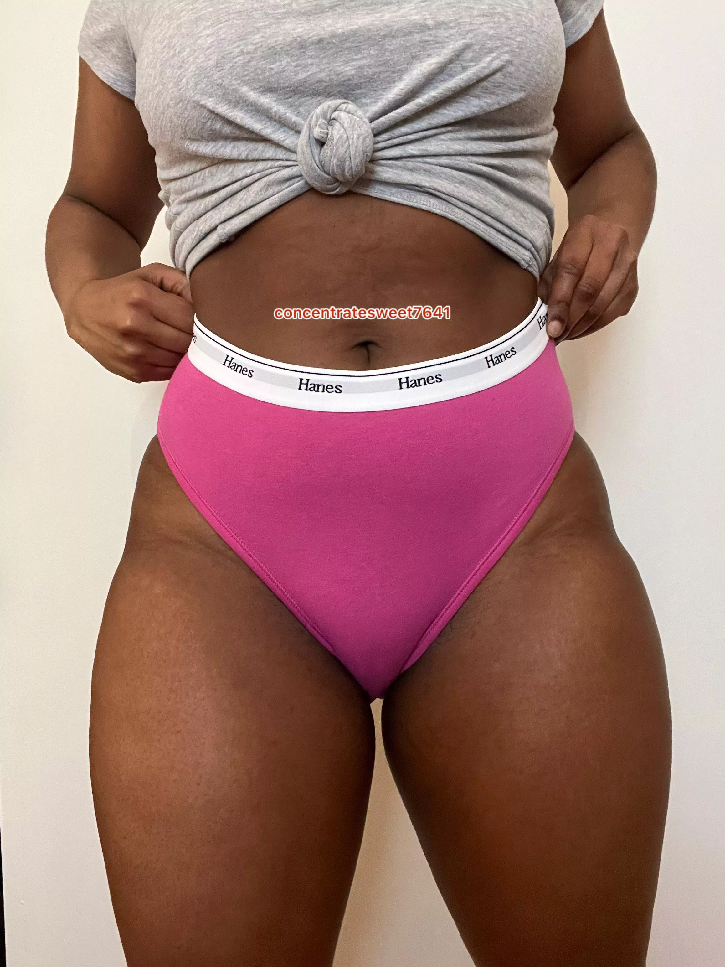 I hope you like my little belly button 