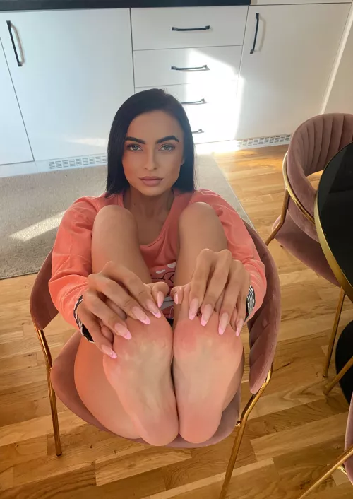 If you had my gorgeous feet for a day, what's the first dirty thing you'd do?