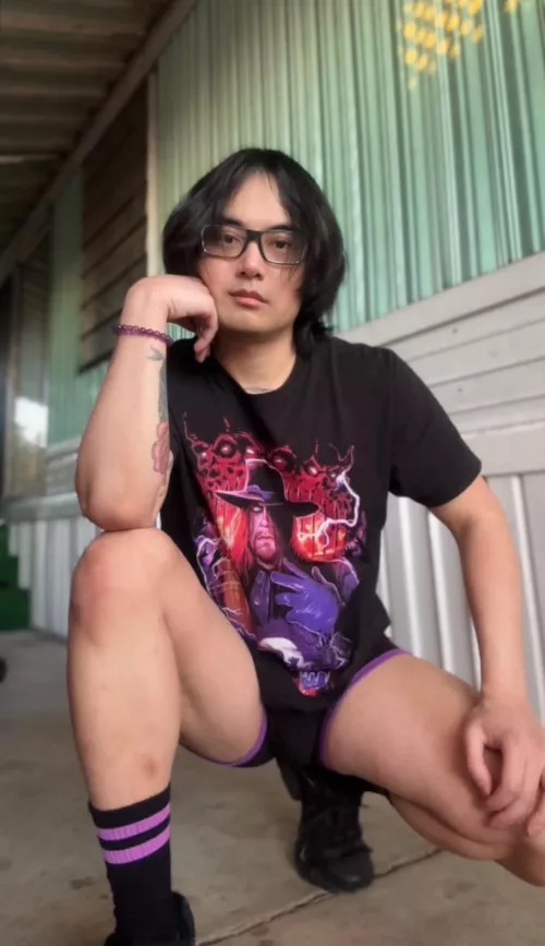 Just a gaymer trying to stay fit 🏃♀️