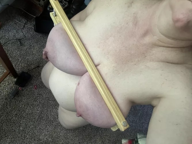 Looking down on a slave [F] as she turns purple 