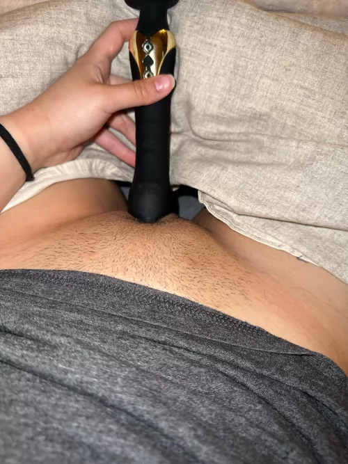 My boyfriend broke up with me and I need some dick rn (f)