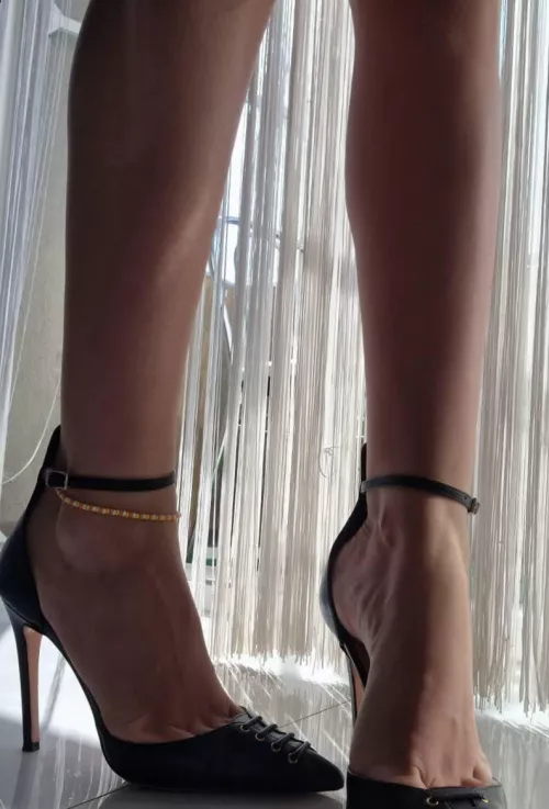 My newest black heels look so sexy