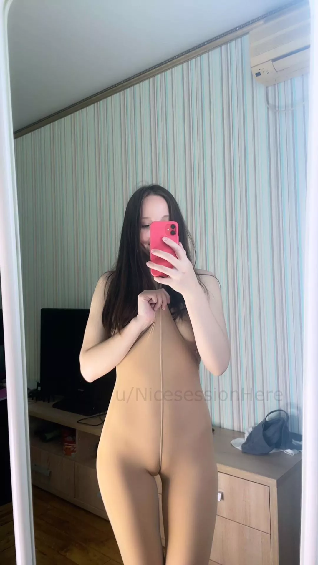 Pulling em tight to tease you