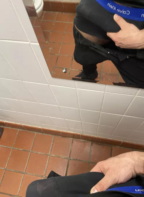 Ready to unload in these Calvin’s