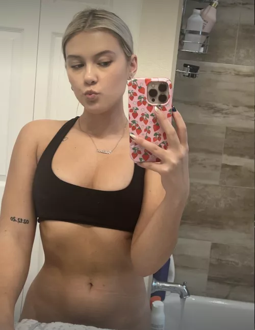 Small with no implants, too boring for you?