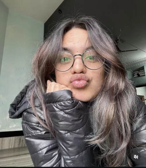 Such fat lips to cum all over 😍