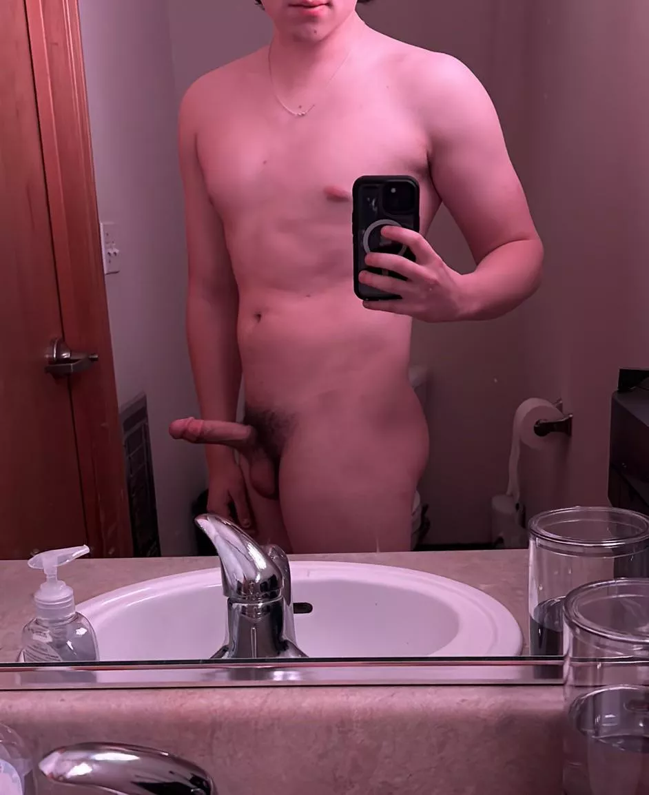 Twinks and daddies dm me for my snap