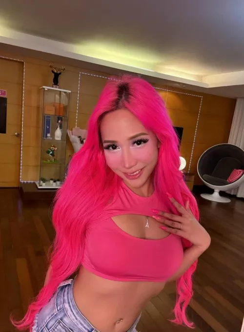 What is your advice on getting older guys to notice me? F21